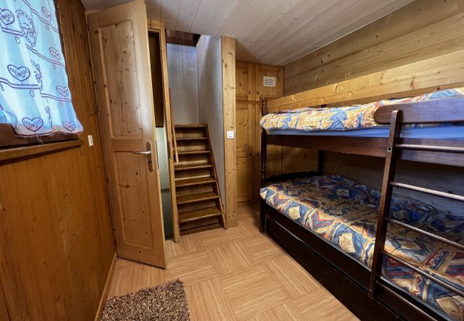Chalet à La Clusaz - Abricot - Appartement dans chalet 4 pers. 3* pour 2 pers. Chalet à La Clusaz - Abricot - Appartement dans chalet 4 pers. 3* pour 2 pers.
