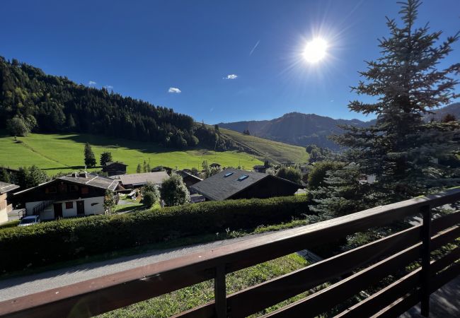 Chalet à La Clusaz - Abricot - Appartement dans chalet 4 pers. 3* pour 2 pers. Chalet à La Clusaz - Abricot - Appartement dans chalet 4 pers. 3* pour 2 pers.