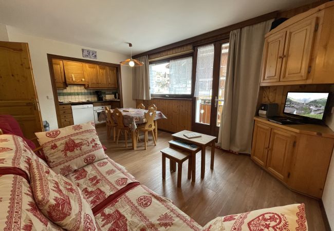 Appartement à La Clusaz - Resse - Appartement 3* centre village, proche pistes 6 pers. Appartement à La Clusaz - Resse - Appartement 3* centre village, proche pistes 6 pers.