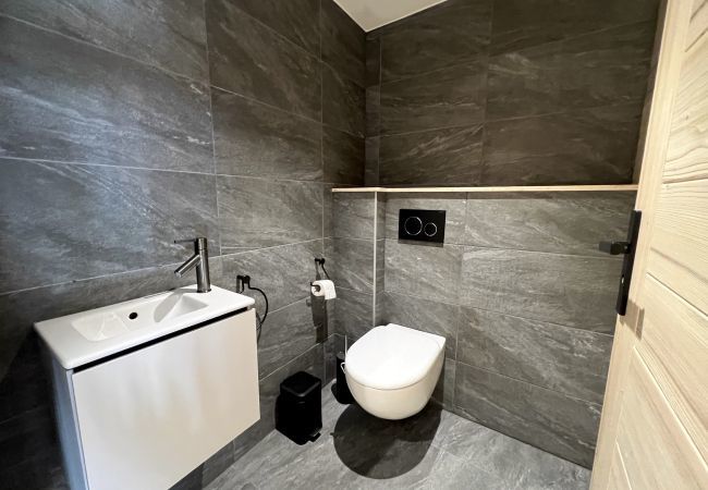 Appartement à La Clusaz - L'ours polaire - Appartement 4* centre village 10 pers. Appartement à La Clusaz - L'ours polaire - Appartement 4* centre village 10 pers.