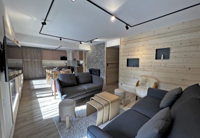 Appartement à La Clusaz - L'ours polaire - Appartement 4* centre village 10 pers. Appartement à La Clusaz - L'ours polaire - Appartement 4* centre village 10 pers.