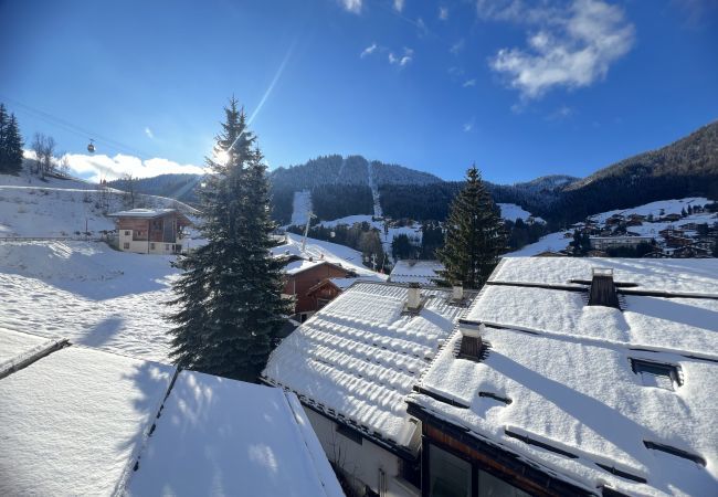 Appartement à La Clusaz - L'ours polaire - Appartement 4* centre village 10 pers. Appartement à La Clusaz - L'ours polaire - Appartement 4* centre village 10 pers.