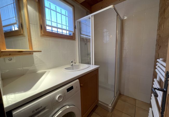 Chalet à La Clusaz - Le Paturage, charmant demi-chalet face aux montagnes  Chalet à La Clusaz - Le Paturage, charmant demi-chalet face aux montagnes