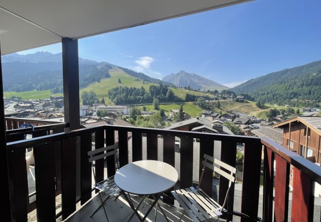 Appartement à La Clusaz - Résidence 2-234 - 2 pièces 4  pers. 2*,  belle vue Appartement à La Clusaz - Résidence 2-234 - 2 pièces 4  pers. 2*,  belle vue