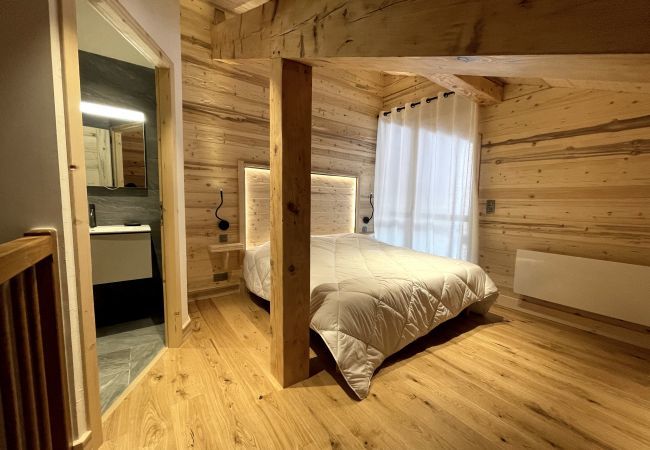 Appartement à La Clusaz - Grande Ourse - Appartement 4* centre village 8 pers. Appartement à La Clusaz - Grande Ourse - Appartement 4* centre village 8 pers.