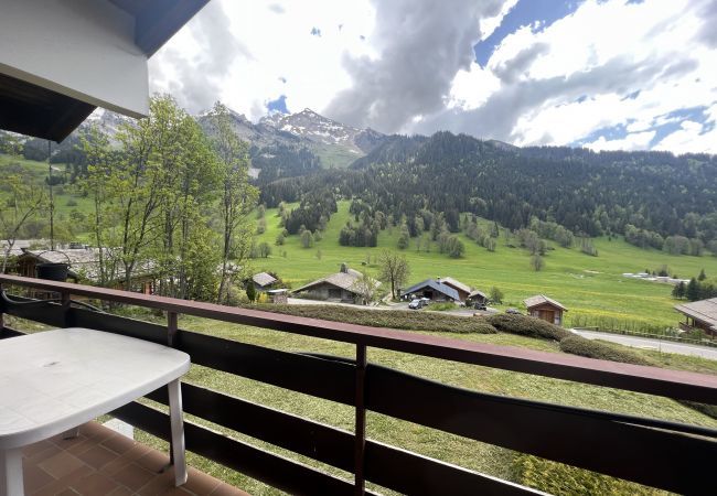 Appartement à La Clusaz - Reposire, appartement 8 - 5 pers. 3* plein sud Appartement à La Clusaz - Reposire, appartement 8 - 5 pers. 3* plein sud