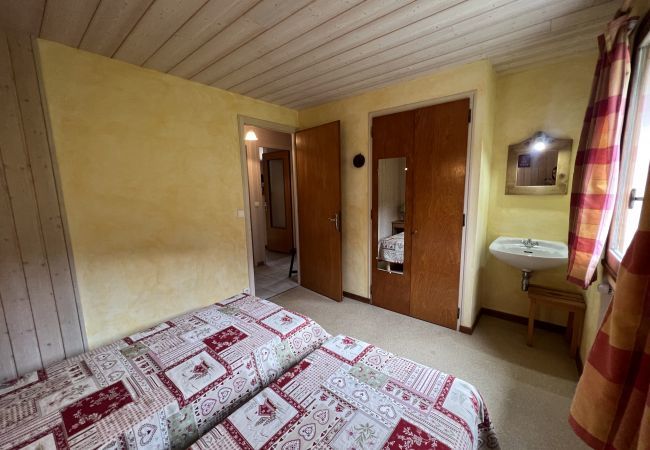 Appartement à La Clusaz - Gemeaux B - Appartement proche pistes de ski et village, 2* 5/6 pers.  Appartement à La Clusaz - Gemeaux B - Appartement proche pistes de ski et village, 2* 5/6 pers.
