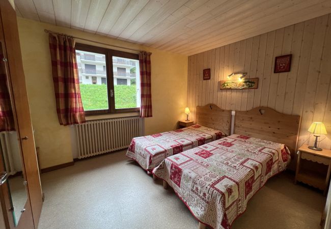 Appartement à La Clusaz - Gemeaux B - Appartement proche pistes de ski et village, 2* 5/6 pers.  Appartement à La Clusaz - Gemeaux B - Appartement proche pistes de ski et village, 2* 5/6 pers.