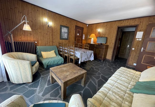 Appartement à La Clusaz - Alpée 2 - Appartement dans chalet 4 pers. 2* Appartement à La Clusaz - Alpée 2 - Appartement dans chalet 4 pers. 2*