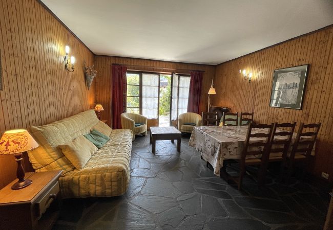 Appartement à La Clusaz - Alpée 2 - Appartement dans chalet 4 pers. 2* Appartement à La Clusaz - Alpée 2 - Appartement dans chalet 4 pers. 2*