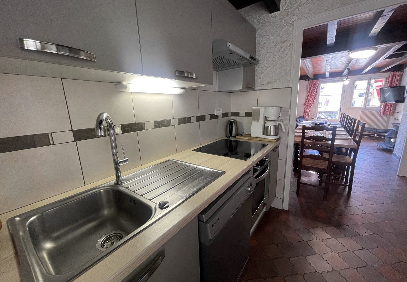 Chalet à La Clusaz - Cotterg Rez - Demi chalet 6 pers. 2* centre village 