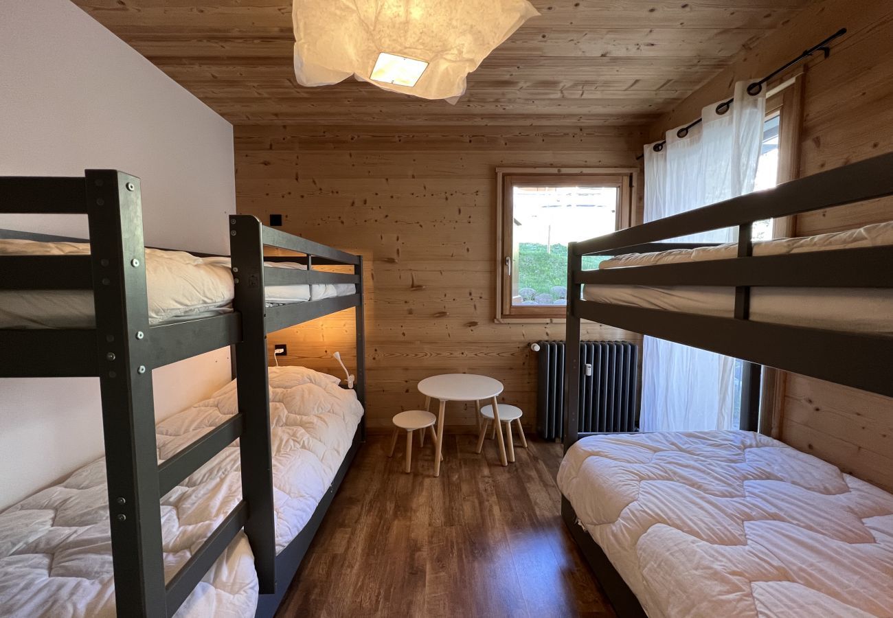 Appartement à La Clusaz - Elan 12 - Appartement 8 pers. 3* centre village