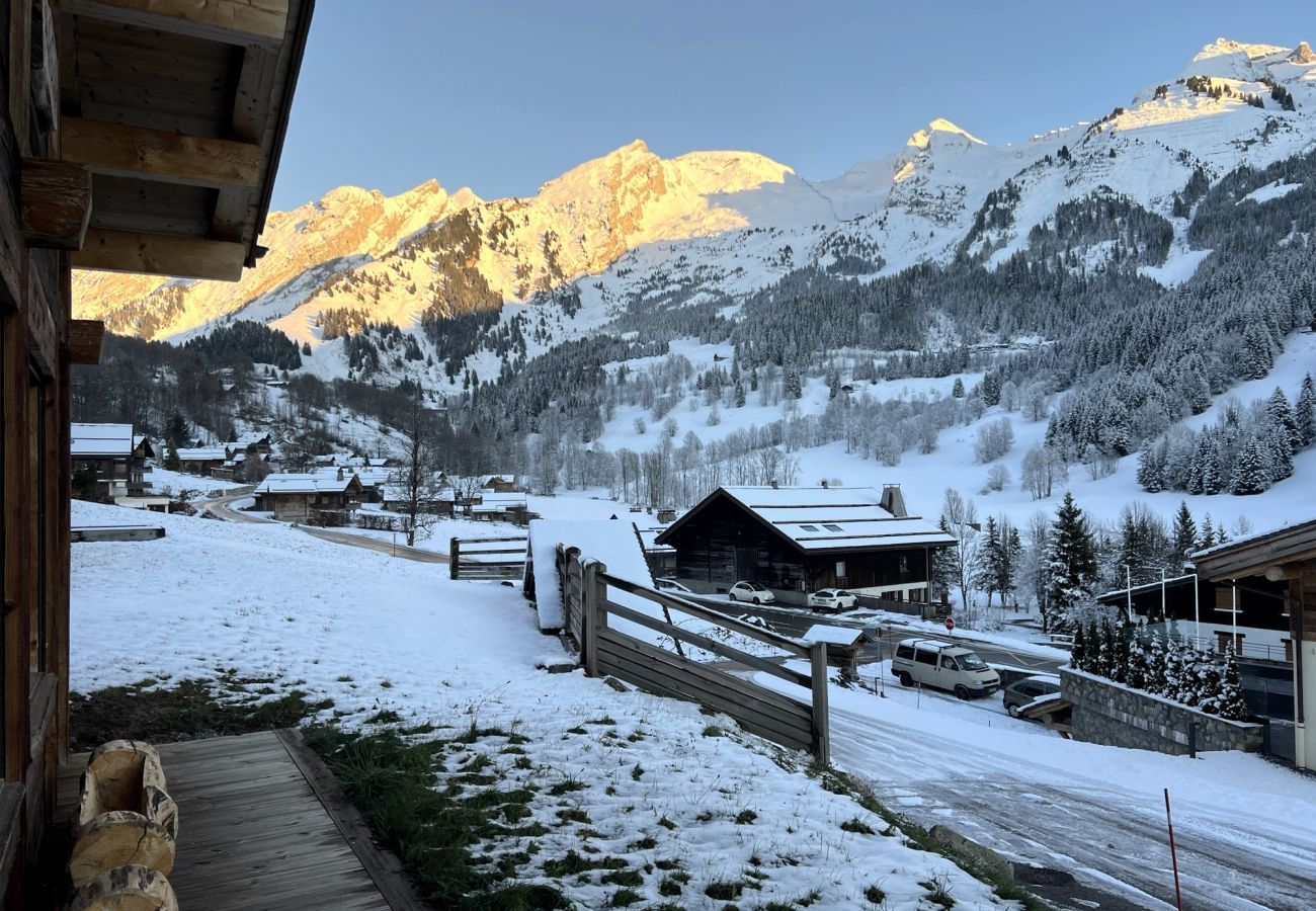 Chalet à La Clusaz - Chalet Sable, charmant chalet face aux montagnes