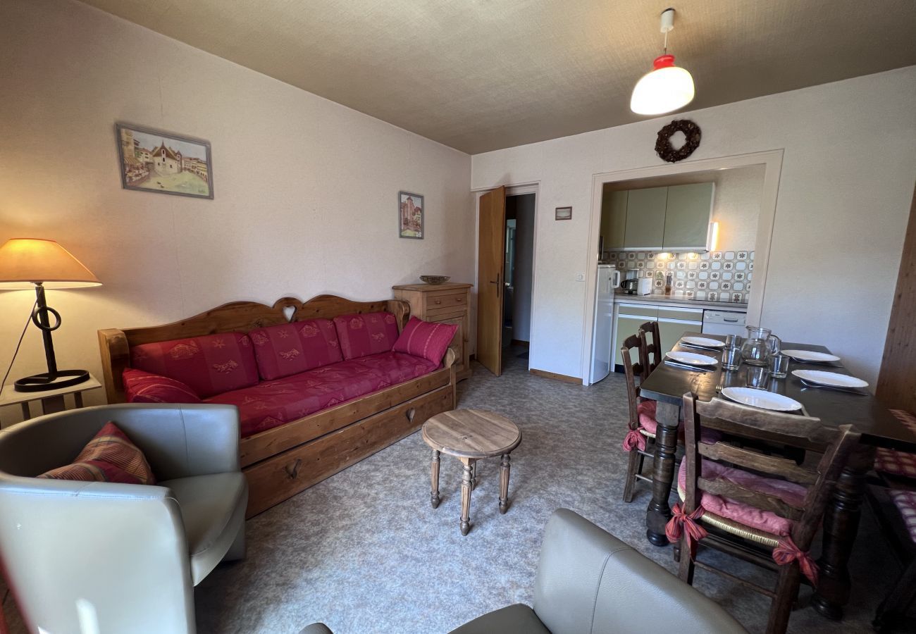 Appartement à La Clusaz - Crepuscule 3 - Appartement 6 pers. proche pistes et village, 2** 