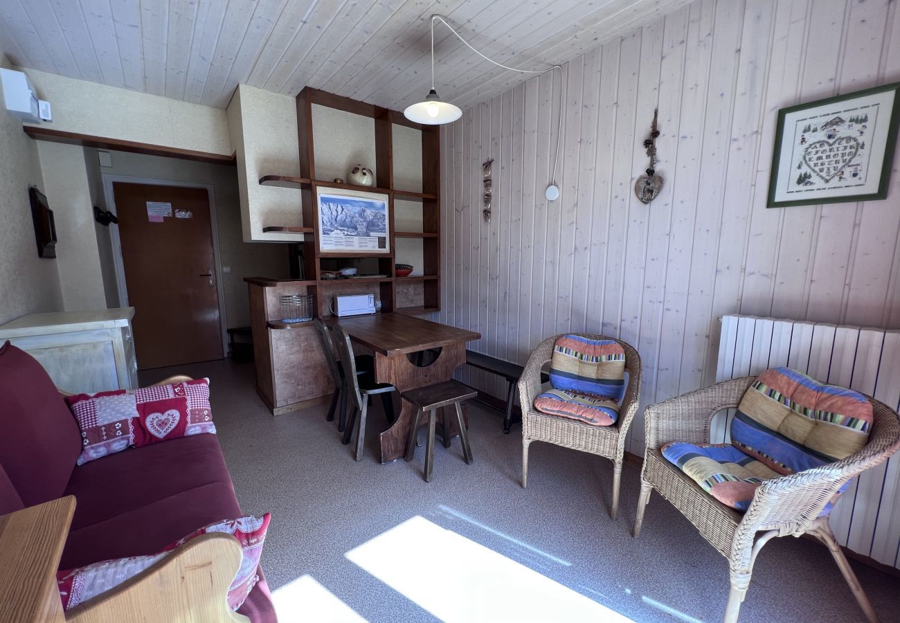 Appartement à La Clusaz - Crepuscule 5 - Appartement proche pistes de ski et village, 4 pers. 2*
