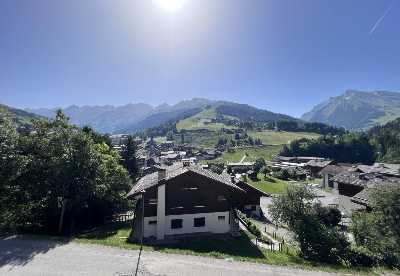 Appartement à La Clusaz - Crepuscule 5 - Appartement proche pistes de ski et village, 4 pers. 2*