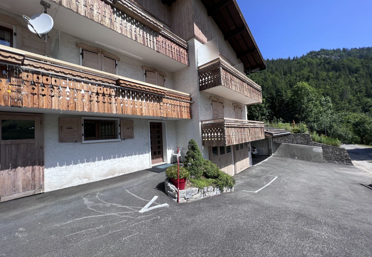 Appartement à La Clusaz - Crepuscule 5 - Appartement proche pistes de ski et village, 4 pers. 2*