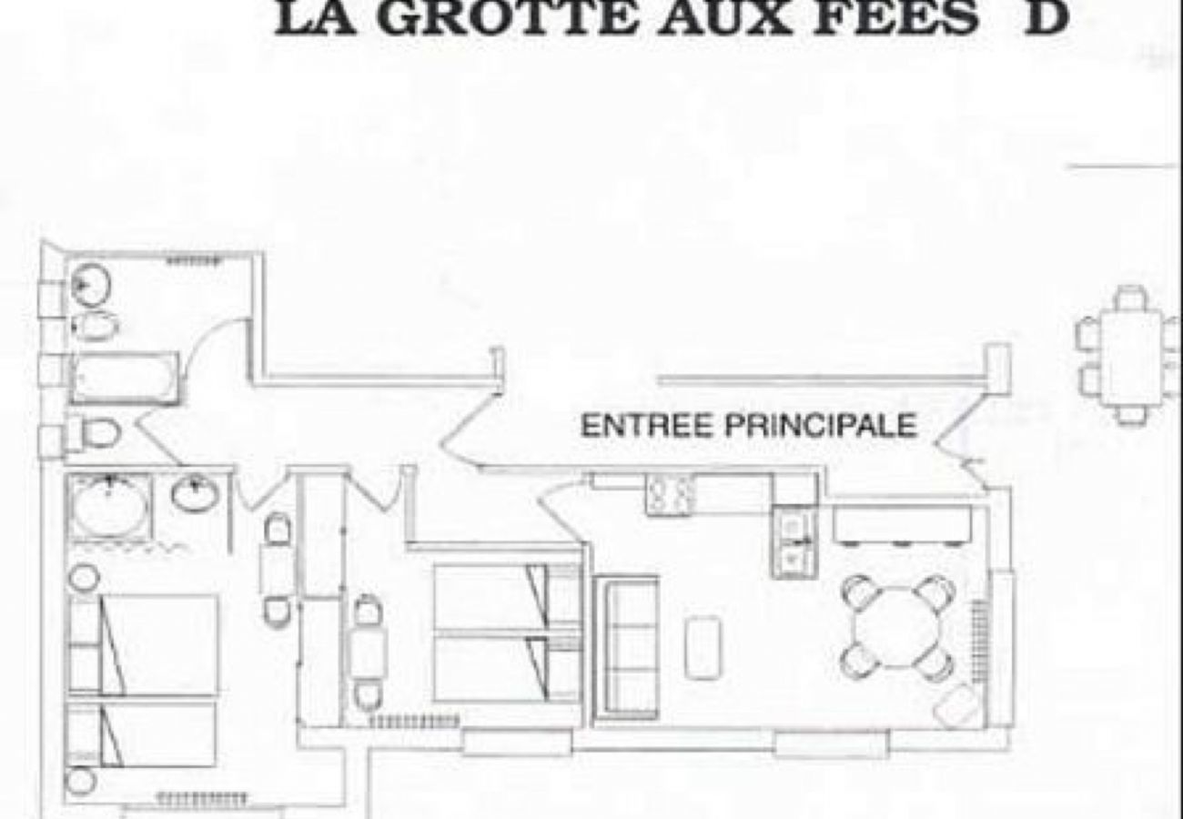 Appartement à La Clusaz - Grotte aux Fées D - Appartement au pied des pistes, proche 6 pers. village