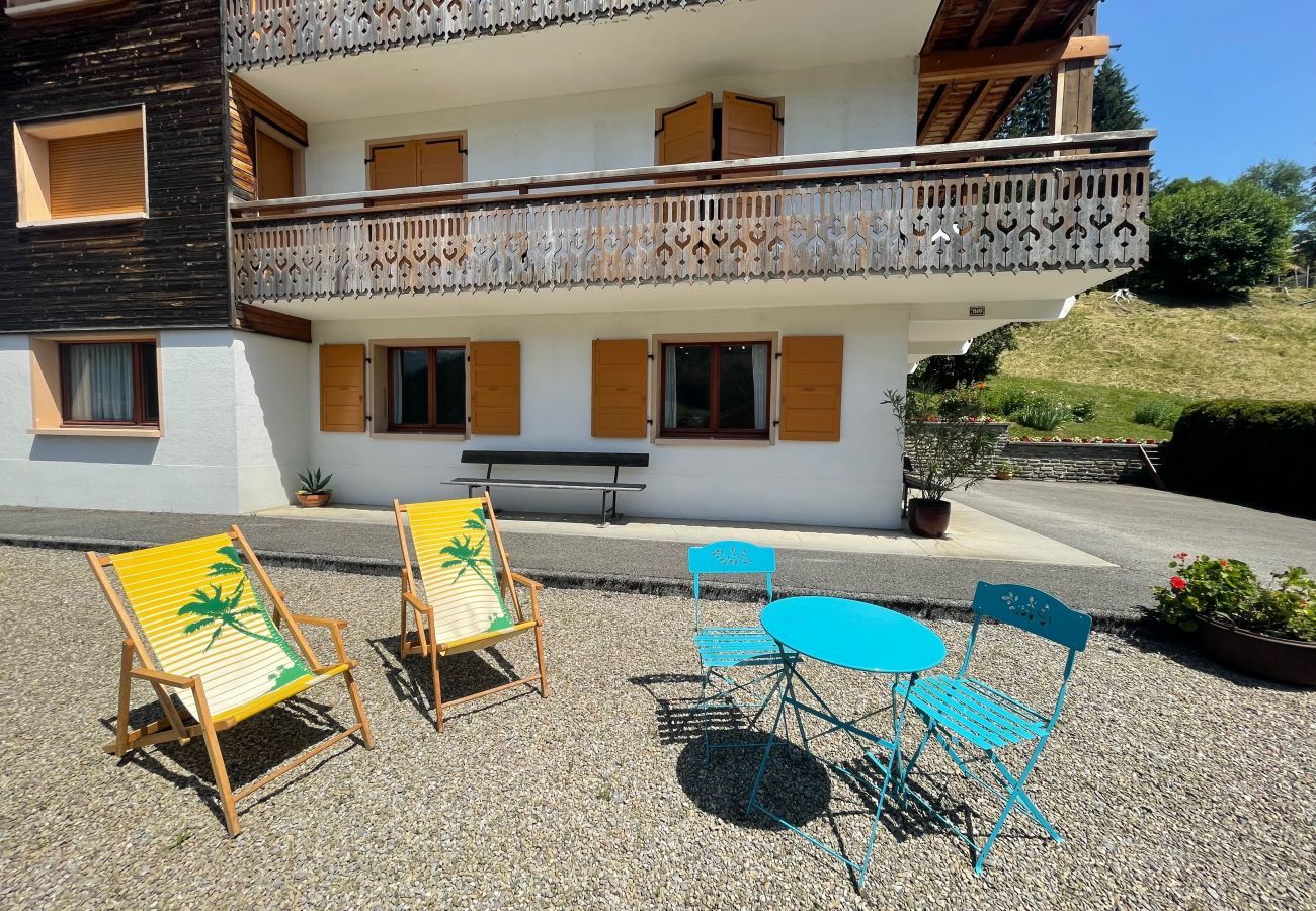 Appartement à La Clusaz - Grotte aux Fées D - Appartement sur les pistes, proche village 6 pers.