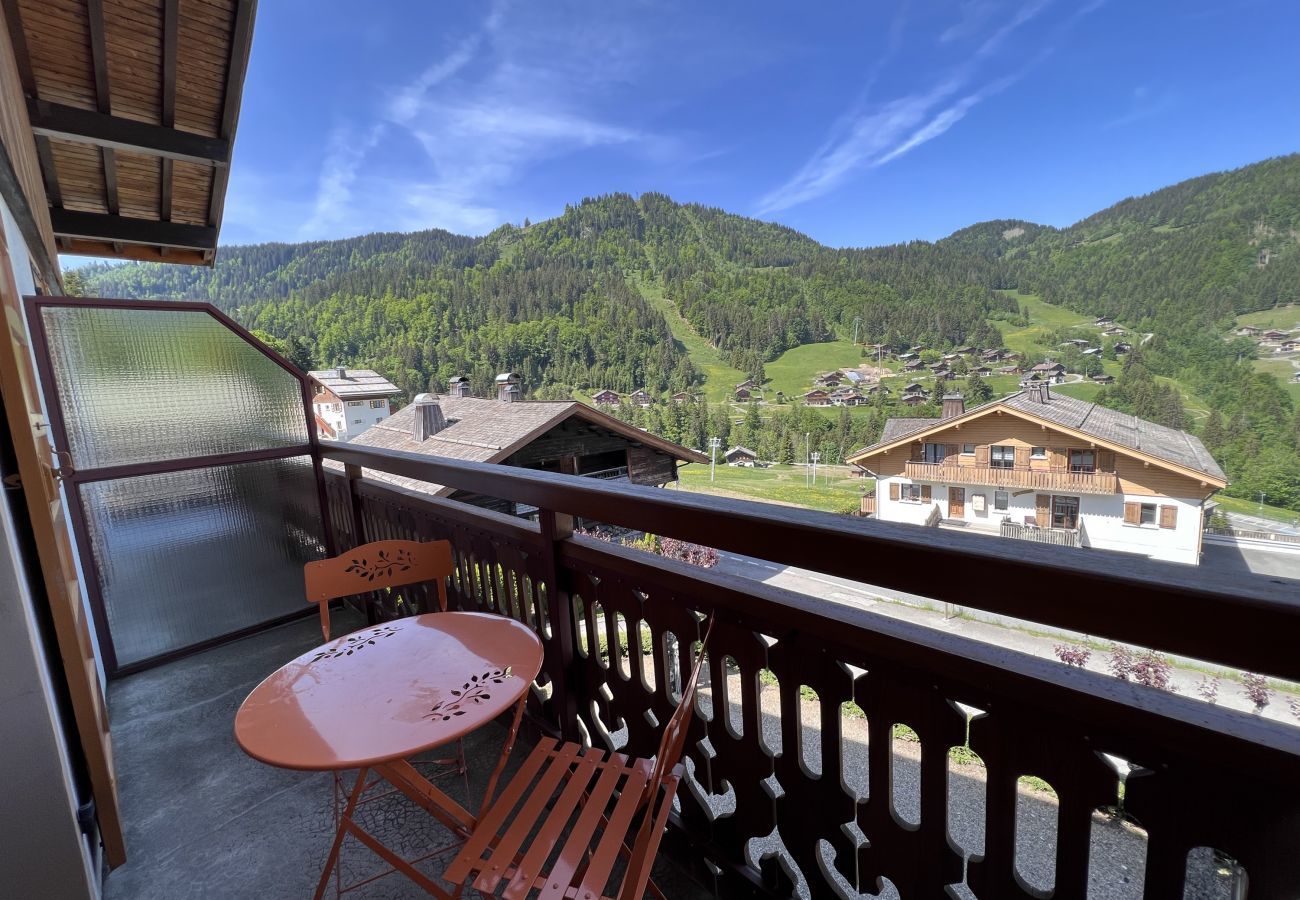 Appartement à La Clusaz - Grotte aux Fées A - Appartement sur les pistes, proche 6 pers. village