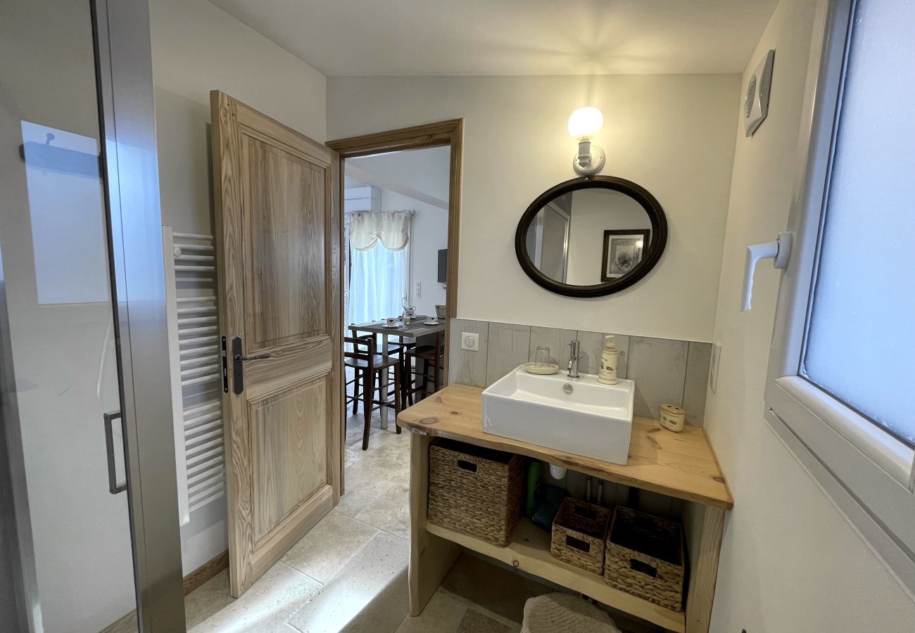 Maison mitoyenne à Fox-Amphoux - 