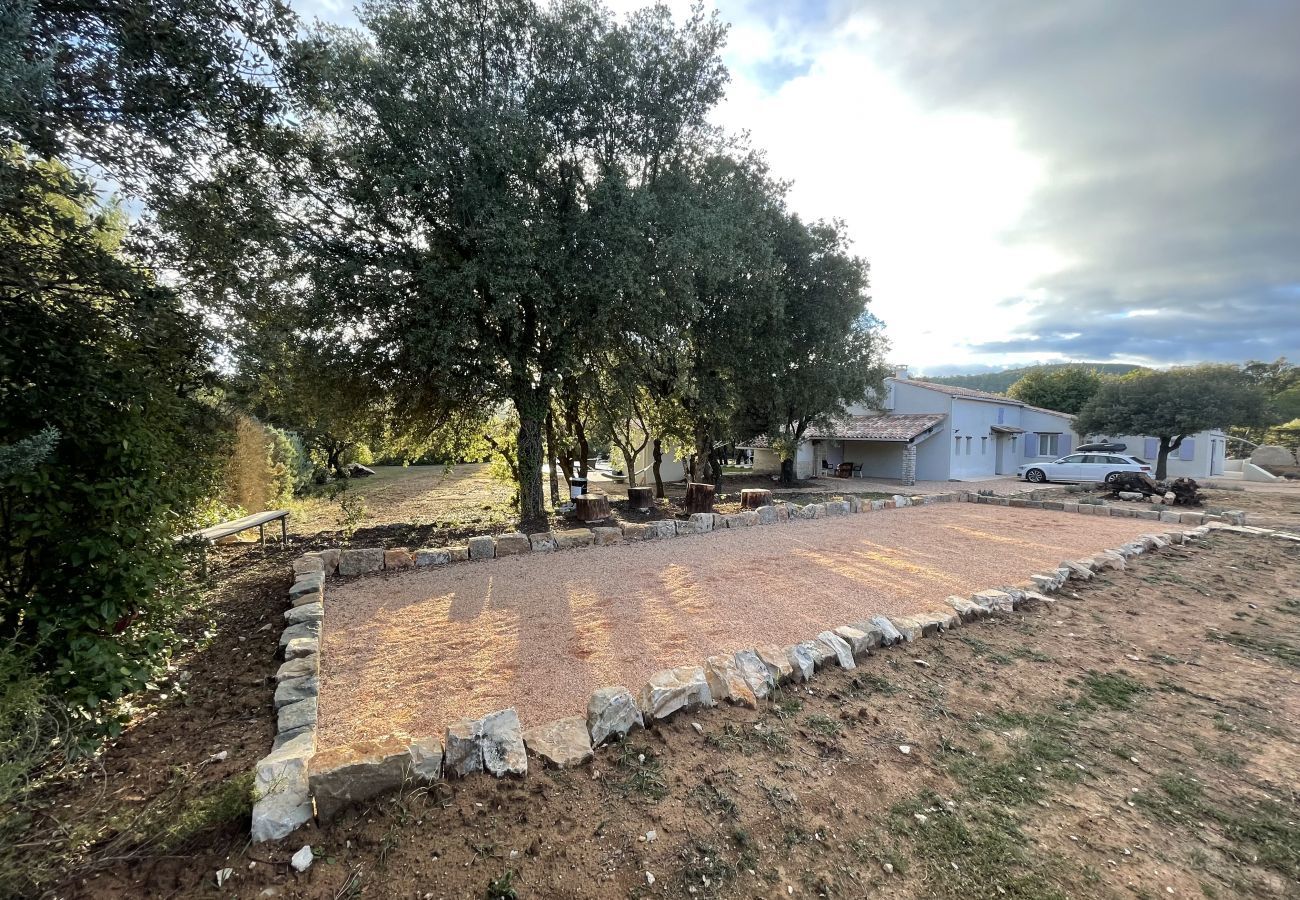 Maison mitoyenne à Fox-Amphoux - 
