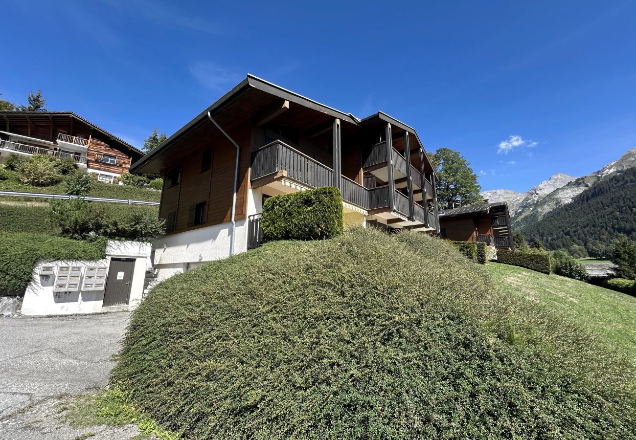 Appartement à La Clusaz - Nant Soleil A14 - Appartement avec vue, proche village - Garage