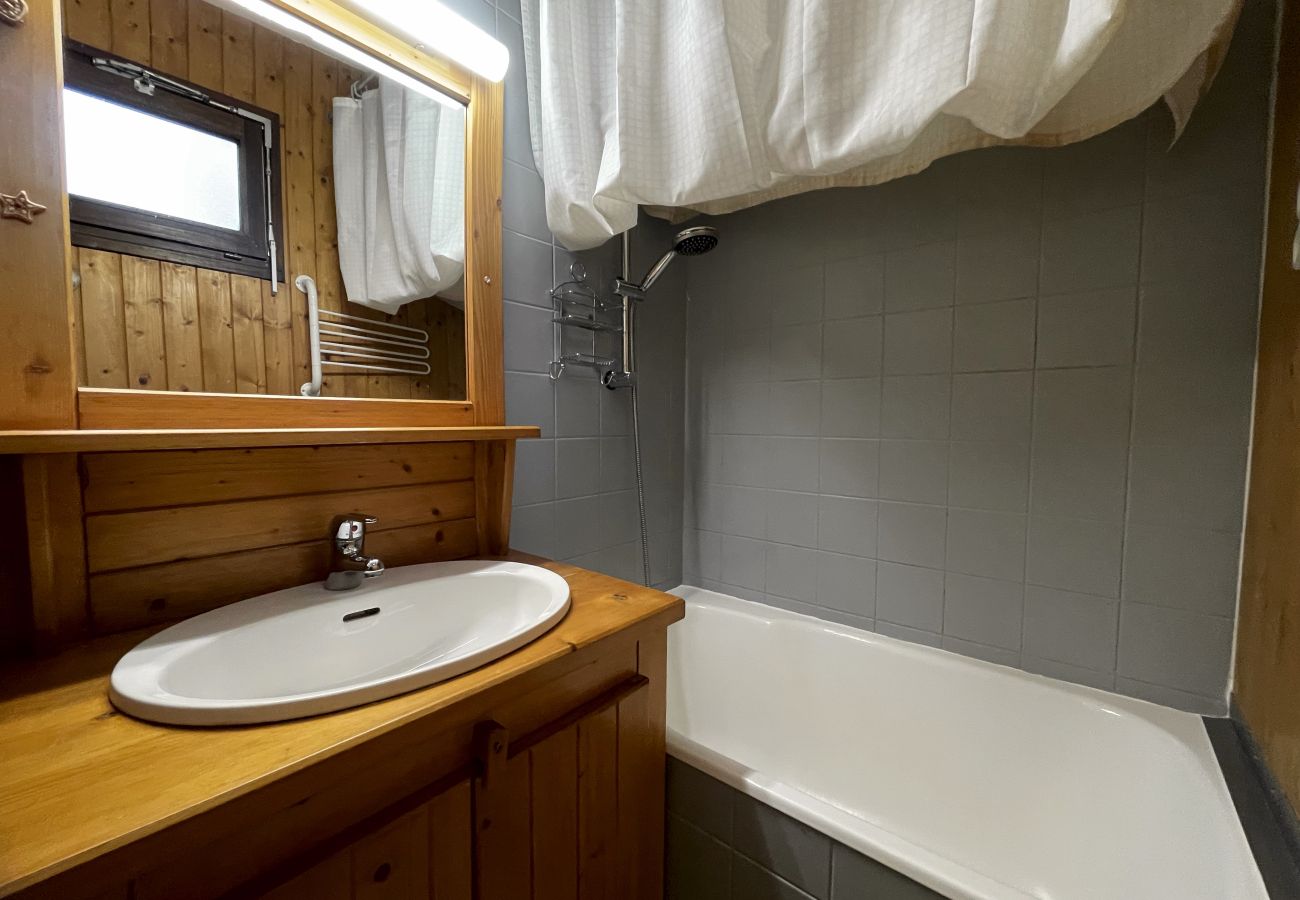 Appartement à La Clusaz - Réf 530 - Studio 4 pers, accès pistes