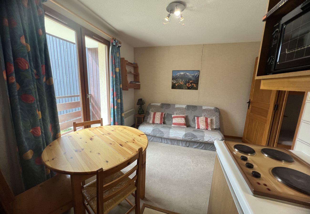 Appartement à Manigod - Réf 539- Appart 2 P avec vue pistes et montagnes