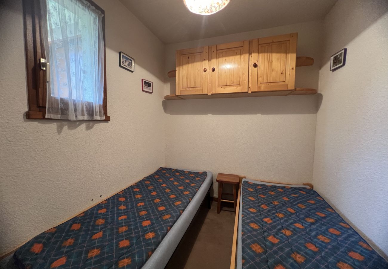 Appartement à Manigod - Réf 539- Appart 2 P avec vue pistes et montagnes