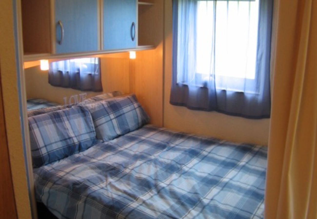 Appartement à Manigod - Réf 546 - 2 pieces 4 Pers, Accès Pistes, belle vue