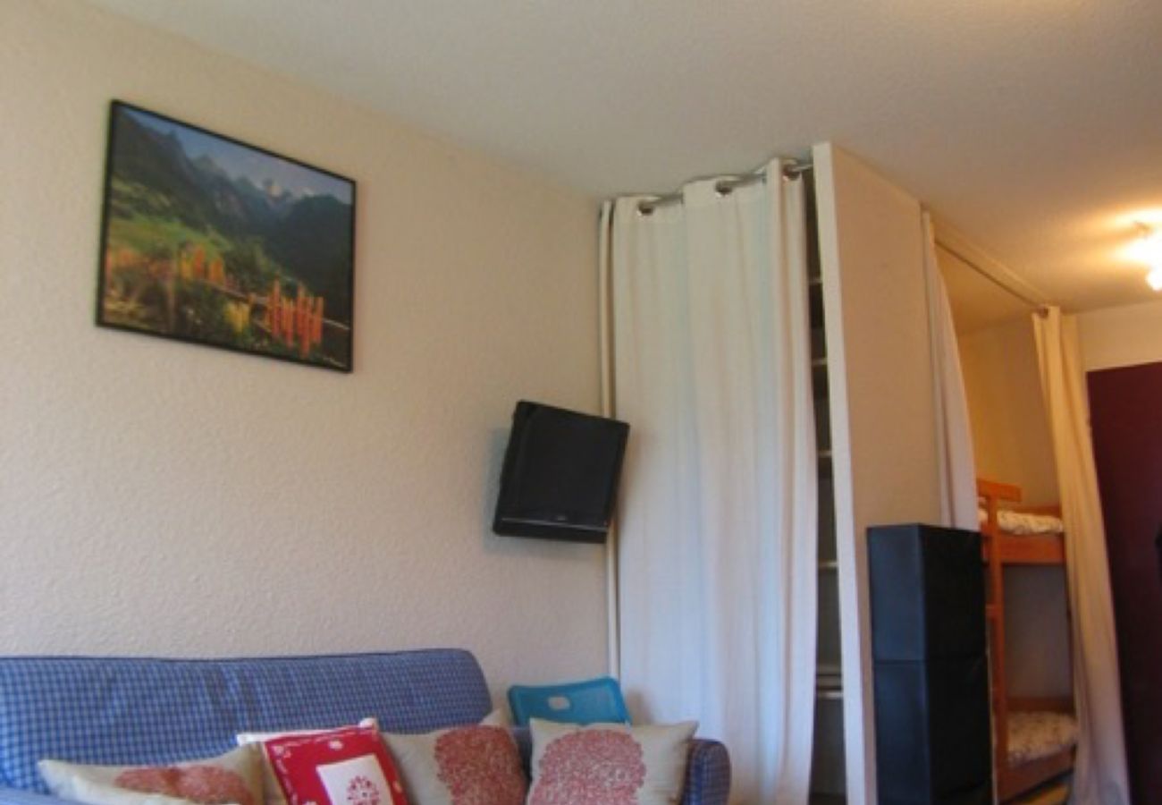 Appartement à Manigod - Réf 546 - 2 pieces 4 Pers, Accès Pistes, belle vue