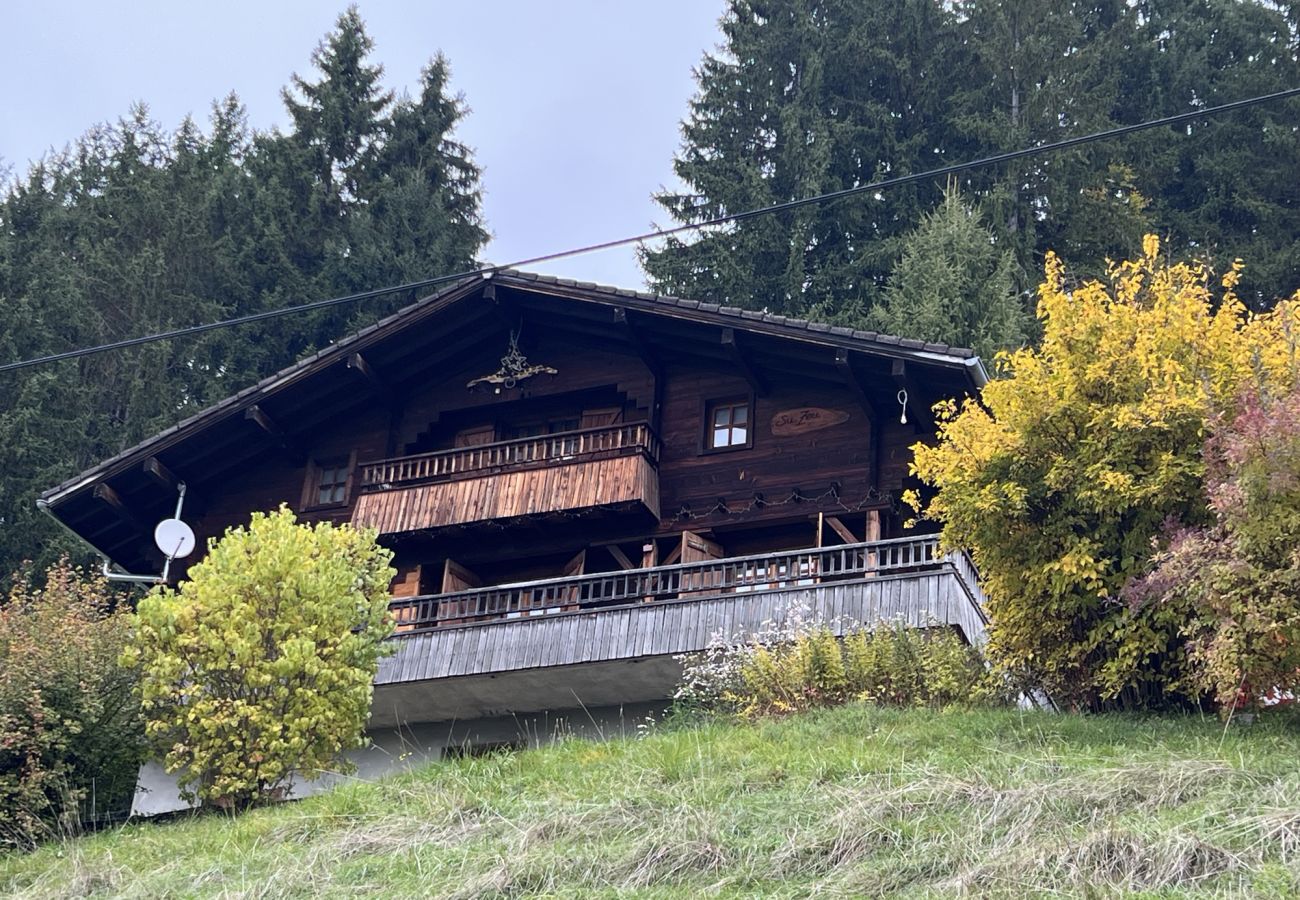 Chalet à Manigod - ref 548 Chalet  face aux montagnes