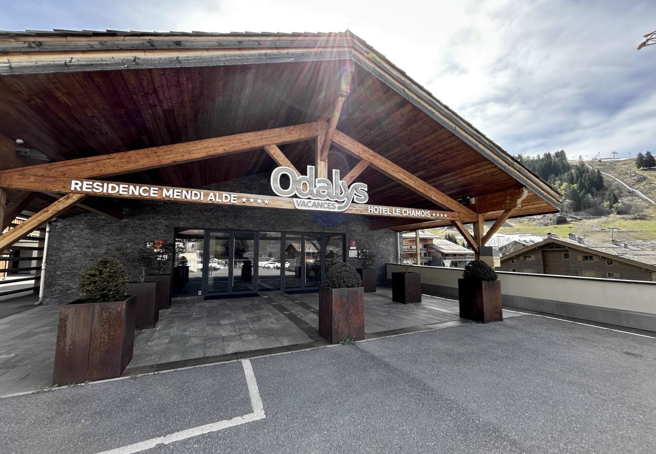 Appartement à La Clusaz - ref 553  Appart T2+cabine meublé de 54,69 m² LMNP