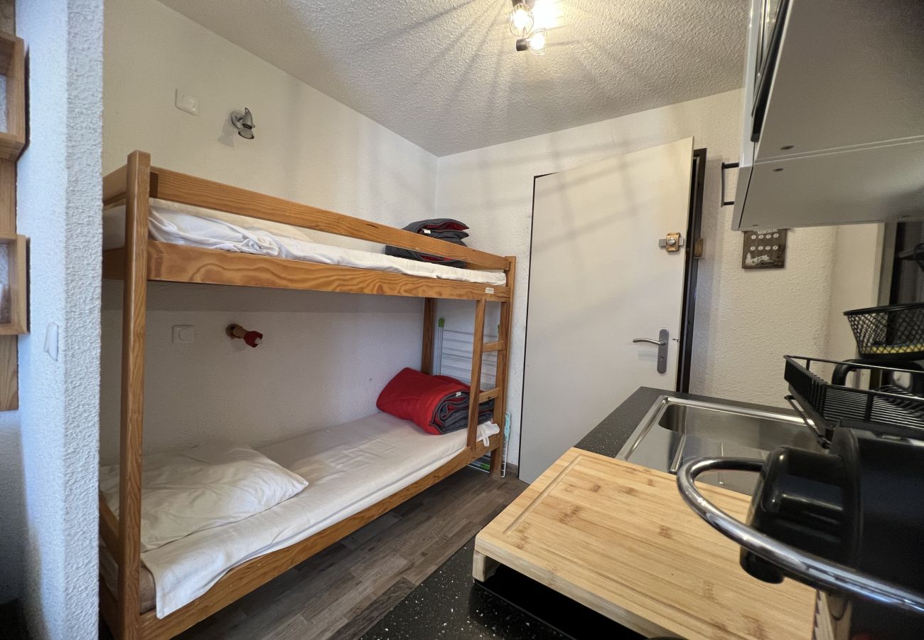 Appartement à Manigod - Réf 547 - Appartement T2 meublé avec vue montagne