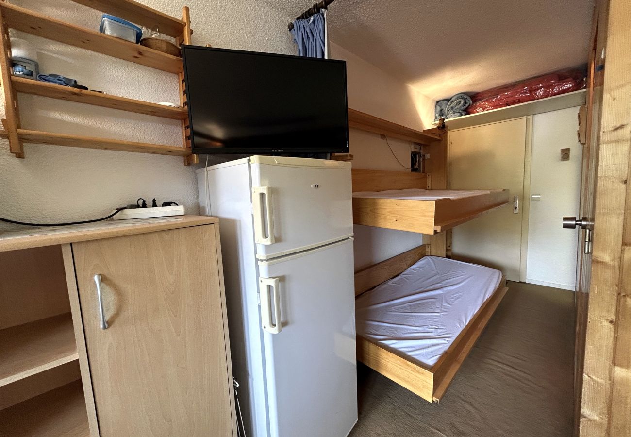 Appartement à Manigod - Réf. 555 - Studio centre station, sur les pistes